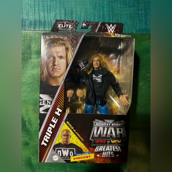 WWE The Monday Night War Greatest Hits Elite Triple H - Picture 1 of 7